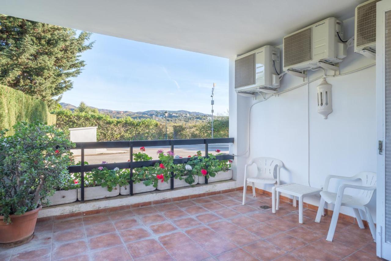 Luxury Apartment Los Monteros Марбелья Екстер'єр фото