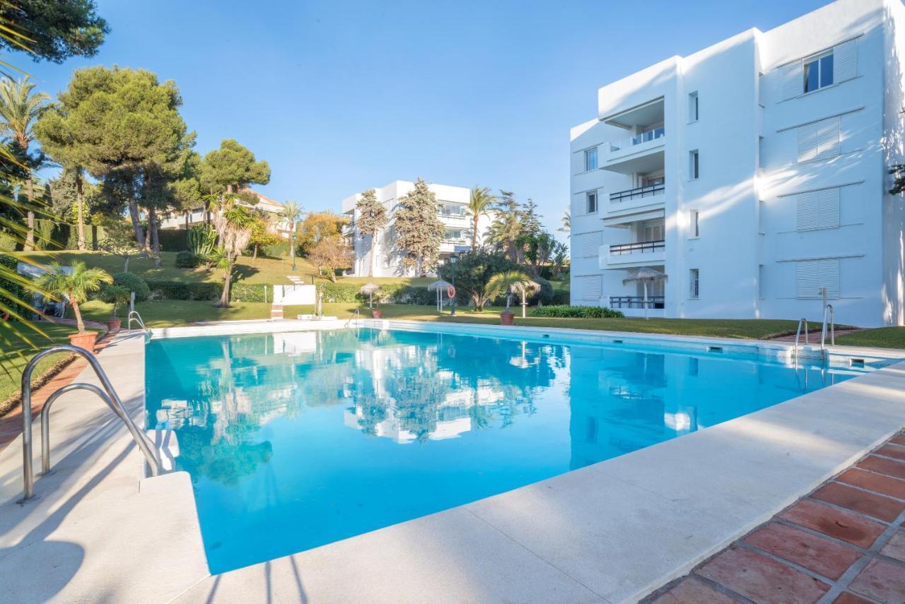 Luxury Apartment Los Monteros Марбелья Екстер'єр фото